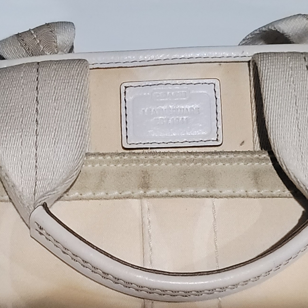 Authentic Coach Handbag - Picture 2 of 7